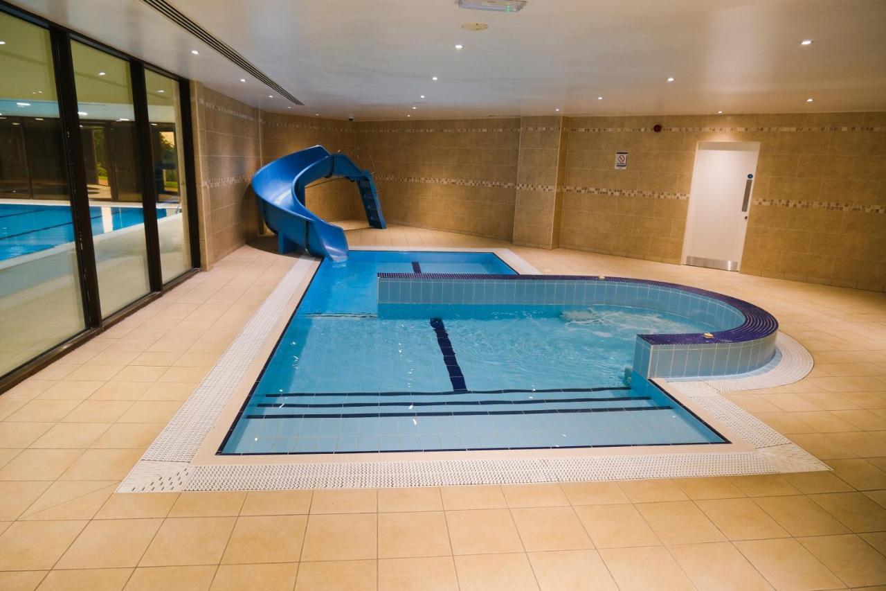 Burntwood Court Hotel Barnsley Extérieur photo
