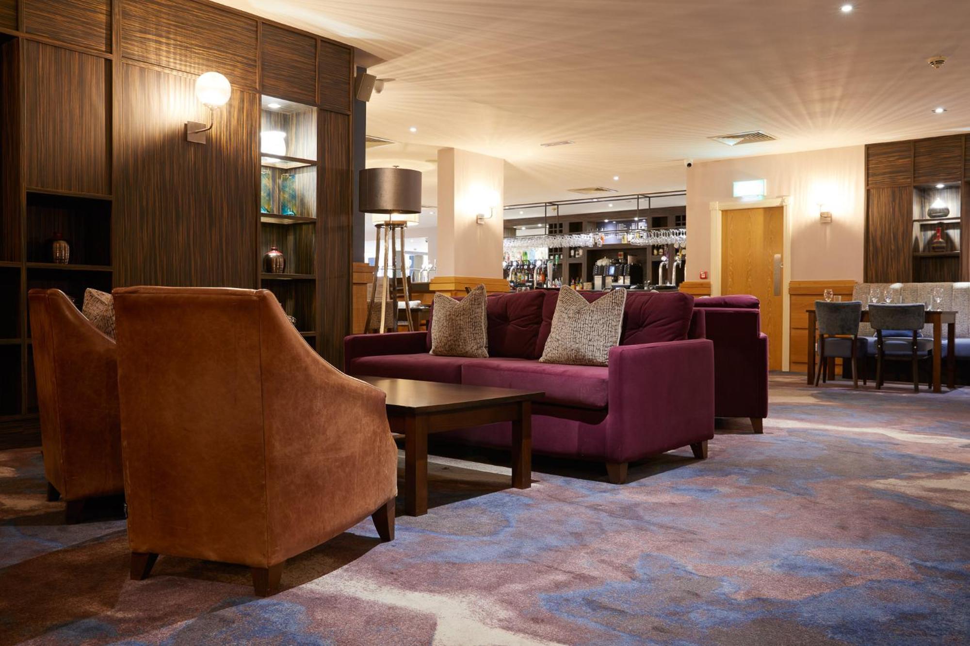 Burntwood Court Hotel Barnsley Extérieur photo