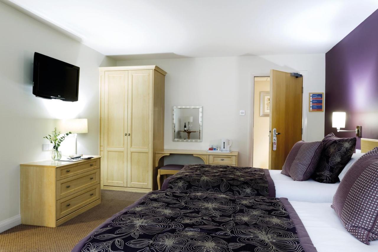 Burntwood Court Hotel Barnsley Extérieur photo